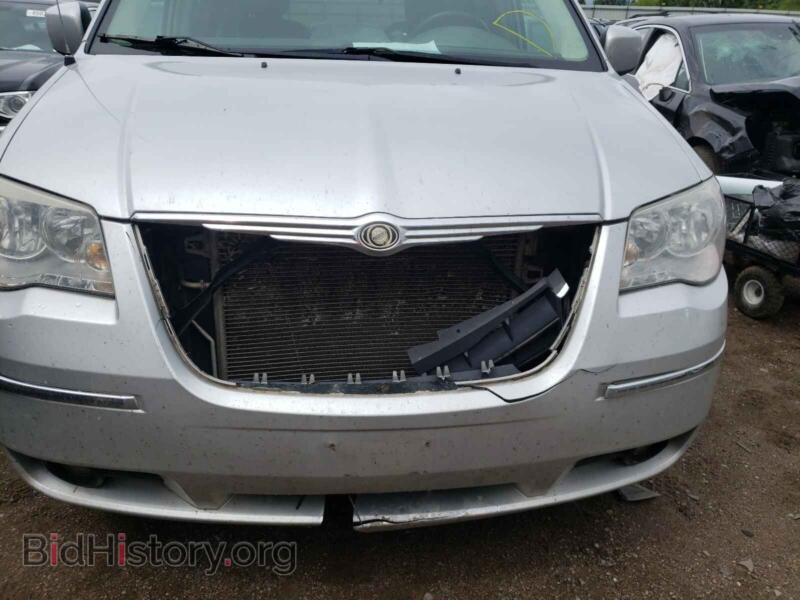 2010 Chrysler MINIVAN (VIN 2A4RR5DX6AR290571) — фото 9 из 10