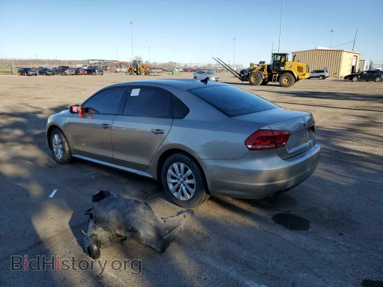 2015 VOLKSWAGEN PASSAT - VIN: 1VWAS7A32FC067798 - Фото 2