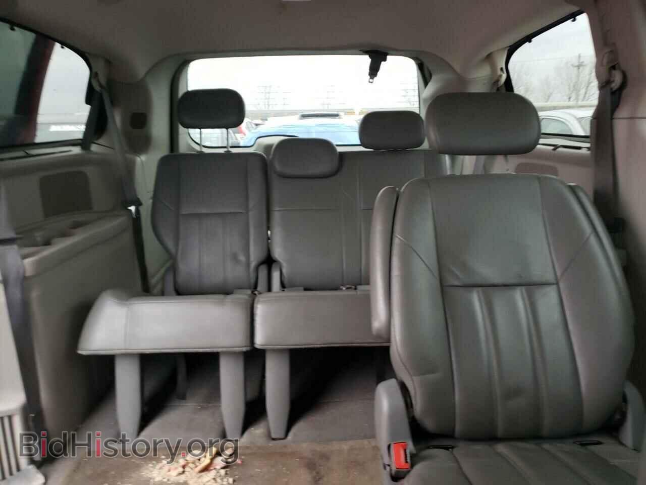 2008 CHRYSLER MINIVAN - VIN: 2A8HR54P68R763342 - Фото 10