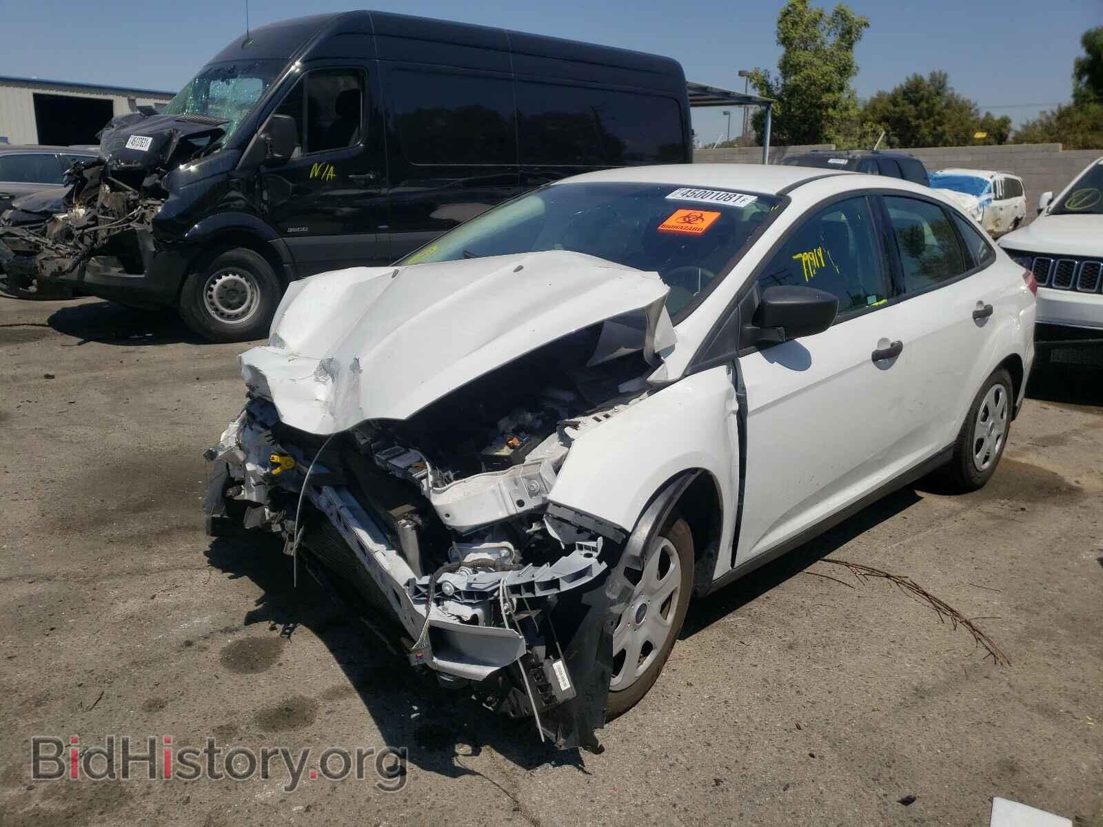 2016 FORD FOCUS - VIN: 1FADP3E23GL258245 - Фото 2