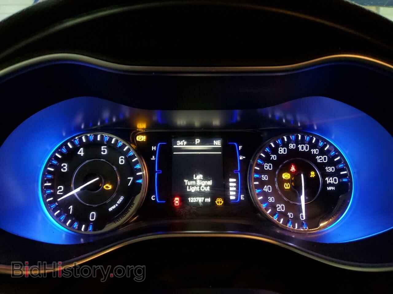 2017 CHRYSLER 200 - VIN: 1C3CCCFB1HN512206 - Фото 9