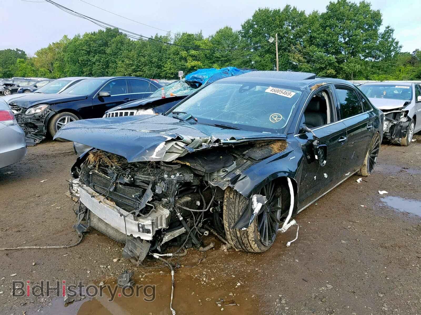 2011 AUDI A8 - VIN: WAURVAFD4BN015760 - Фото 2