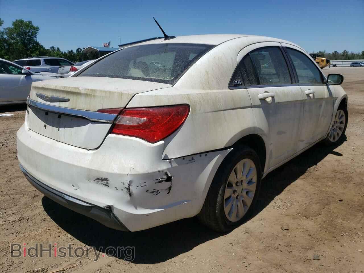2012 CHRYSLER 200 - VIN: 1C3CCBAGXCN255276 - Фото 4