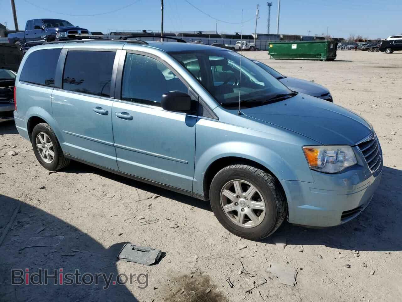2010 CHRYSLER MINIVAN - VIN: 2A4RR2D17AR351680 - Фото 4