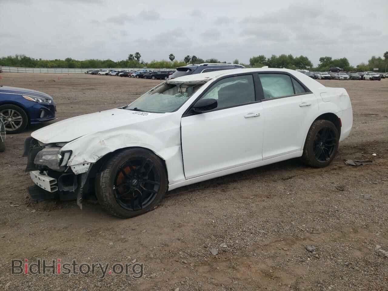 Photo 2C3CCAAG6KH614172 - CHRYSLER 300 2019