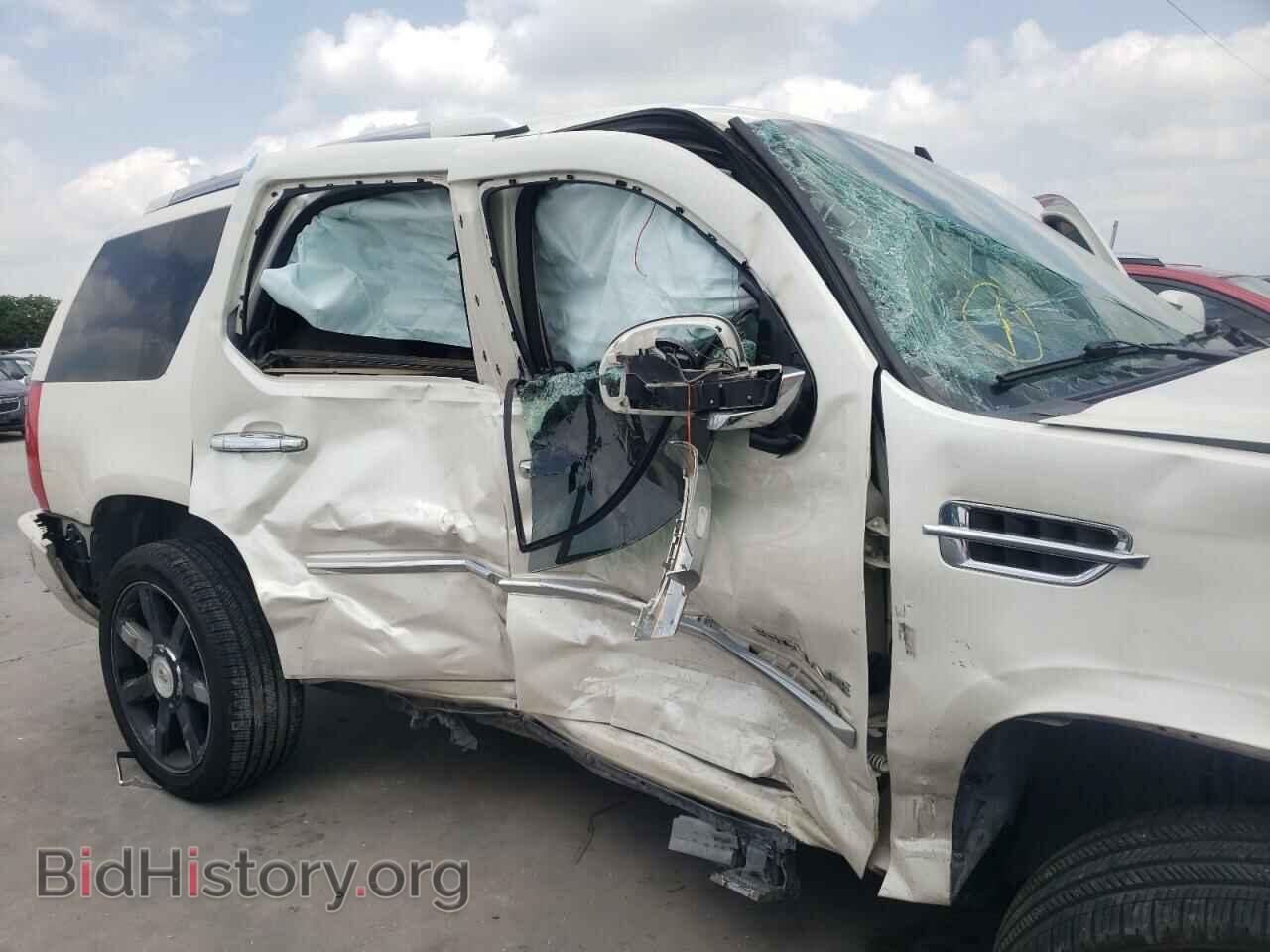 2011 CADILLAC ESCALADE - VIN: 1GYS3CEF6BR247160 - Фото 9