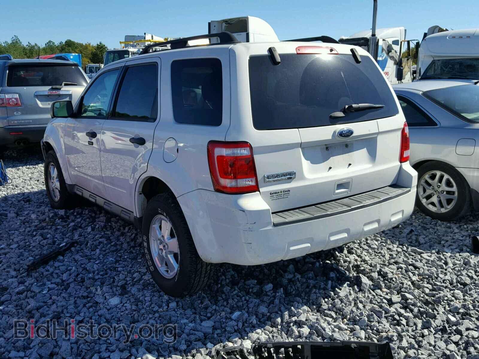 2011 FORD ESCAPE - VIN: 1FMCU0D70BKB70337 - Фото 3