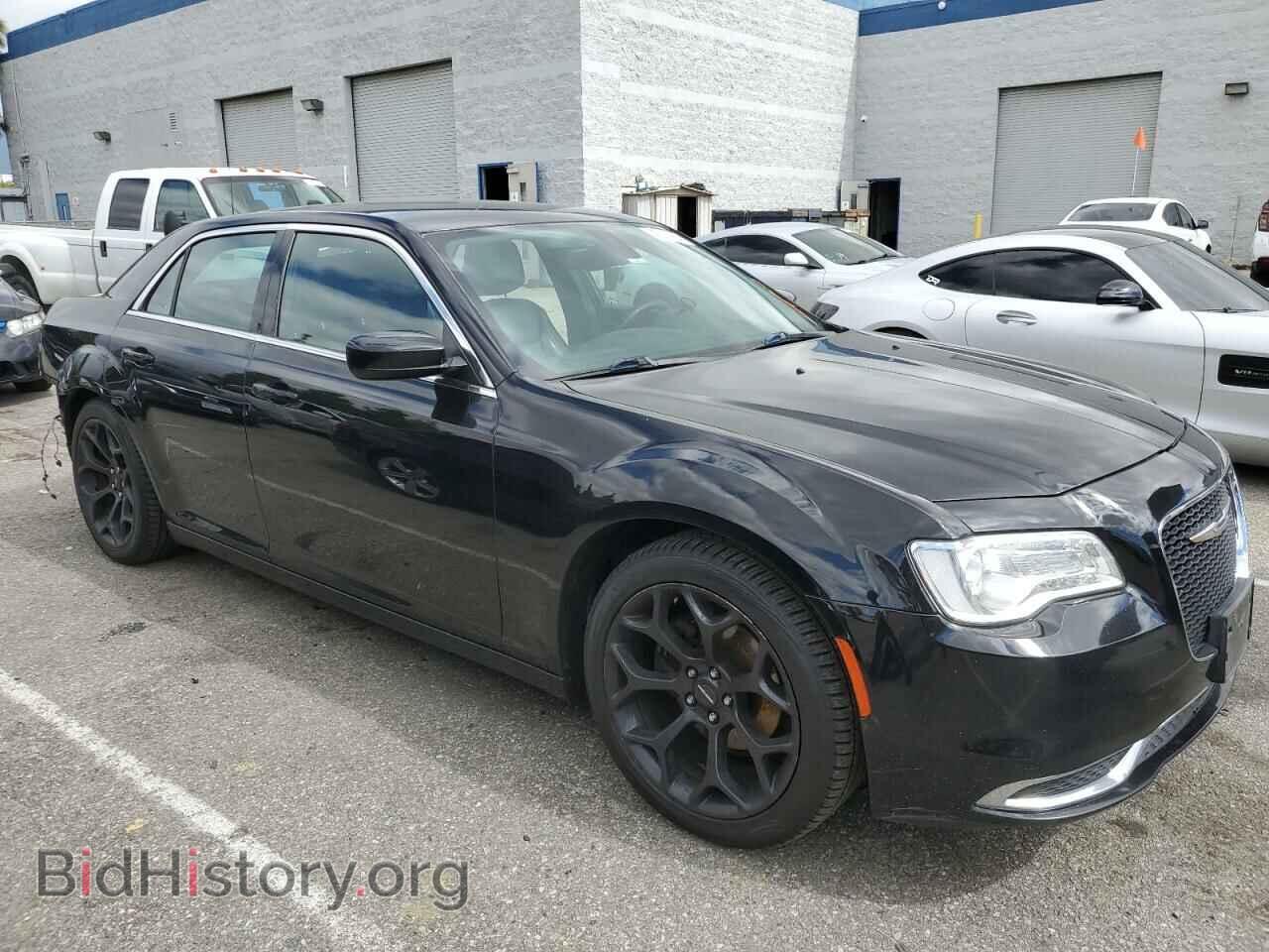 2016 CHRYSLER 300 - VIN: 2C3CCAAG5GH248342 - Фото 4