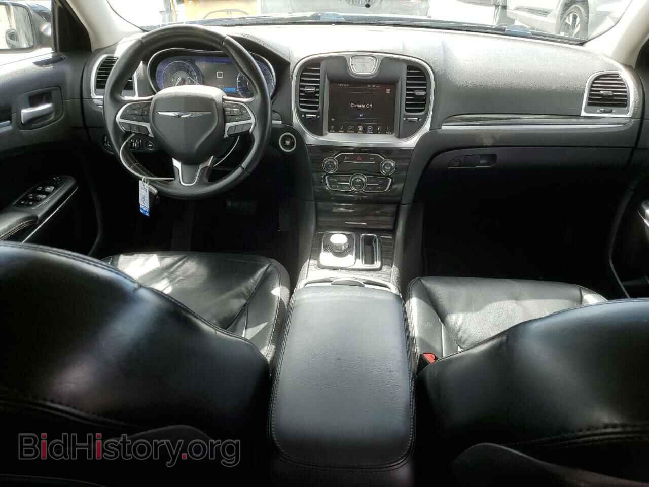 2016 CHRYSLER 300 - VIN: 2C3CCAAG5GH248342 - Фото 8