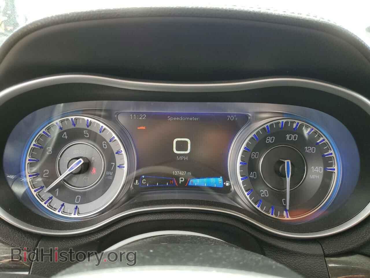 2016 CHRYSLER 300 - VIN: 2C3CCAAG5GH248342 - Фото 9