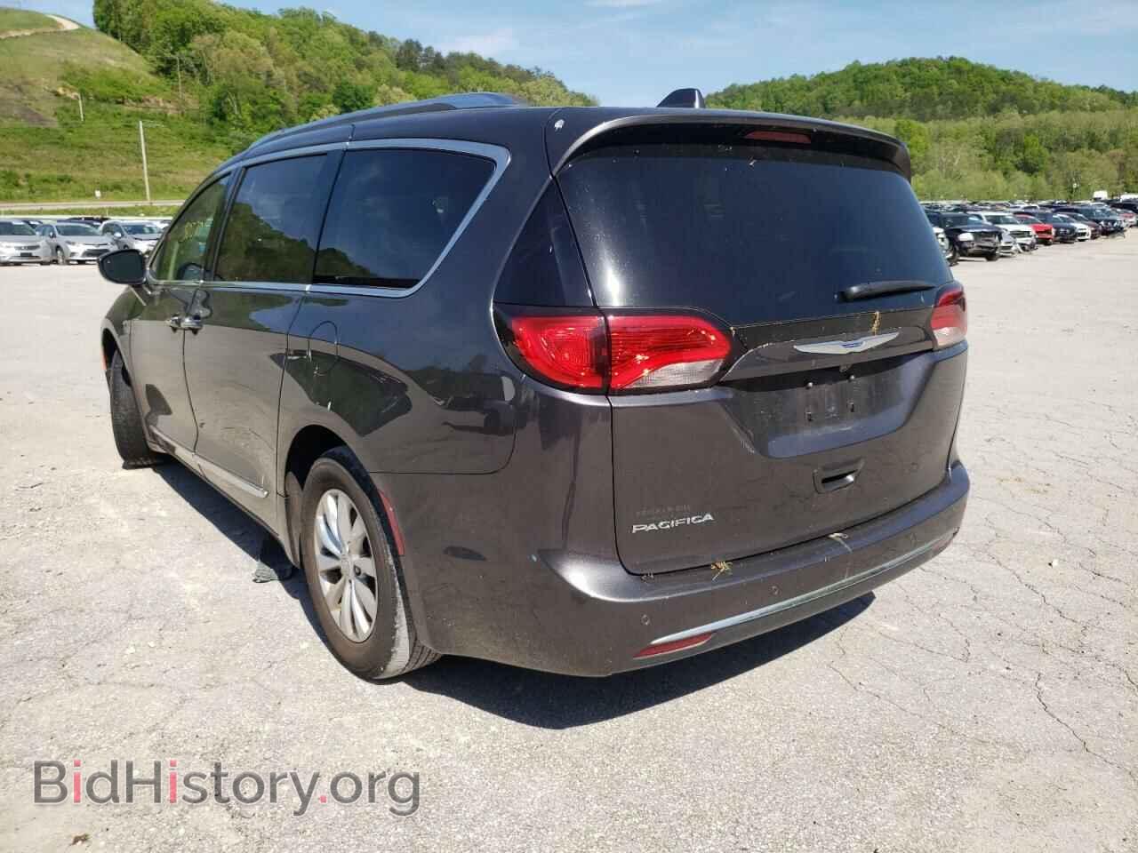 2018 CHRYSLER PACIFICA - VIN: 2C4RC1BG3JR166860 - Фото 3