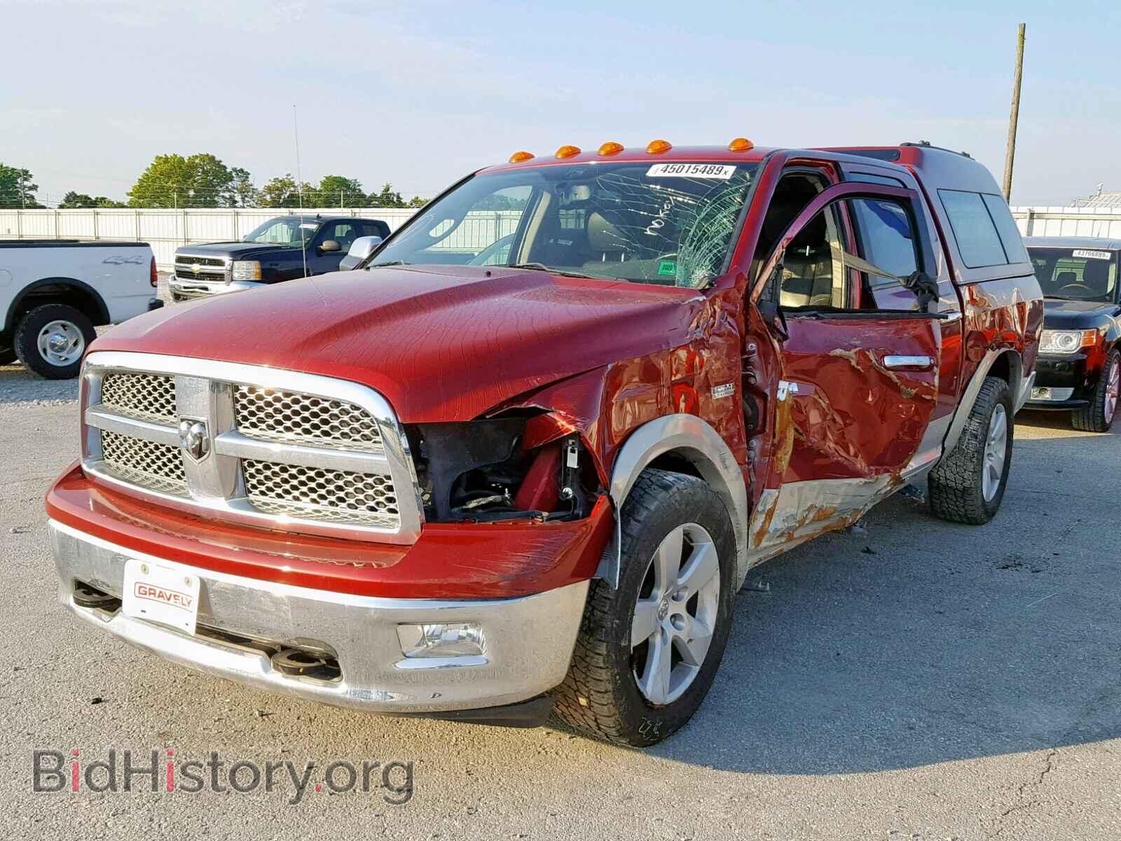 2010 DODGE RAM 1500 - VIN: 1D7RV1CT6AS218489 - Фото 2