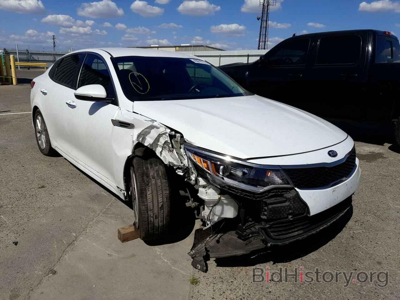 Photo 5XXGT4L34JG266530 - KIA OPTIMA 2018