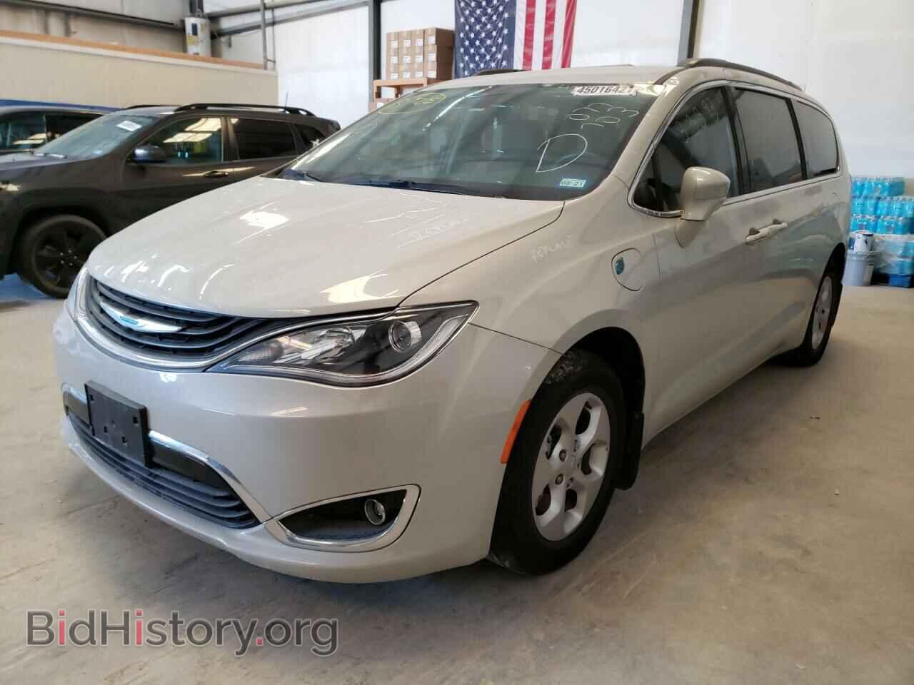 2017 CHRYSLER PACIFICA - VIN: 2C4RC1L7XHR797730 - Фото 2