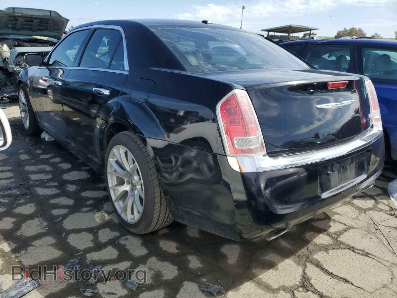 2012 CHRYSLER 300 - VIN: 2C3CCACG6CH310516 - Фото 2