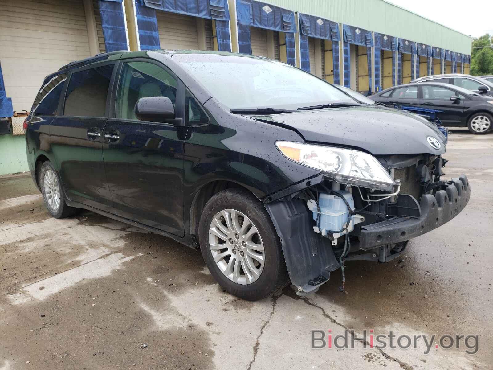 Фотография 5TDYK3DC9BS127087 - TOYOTA SIENNA 2011