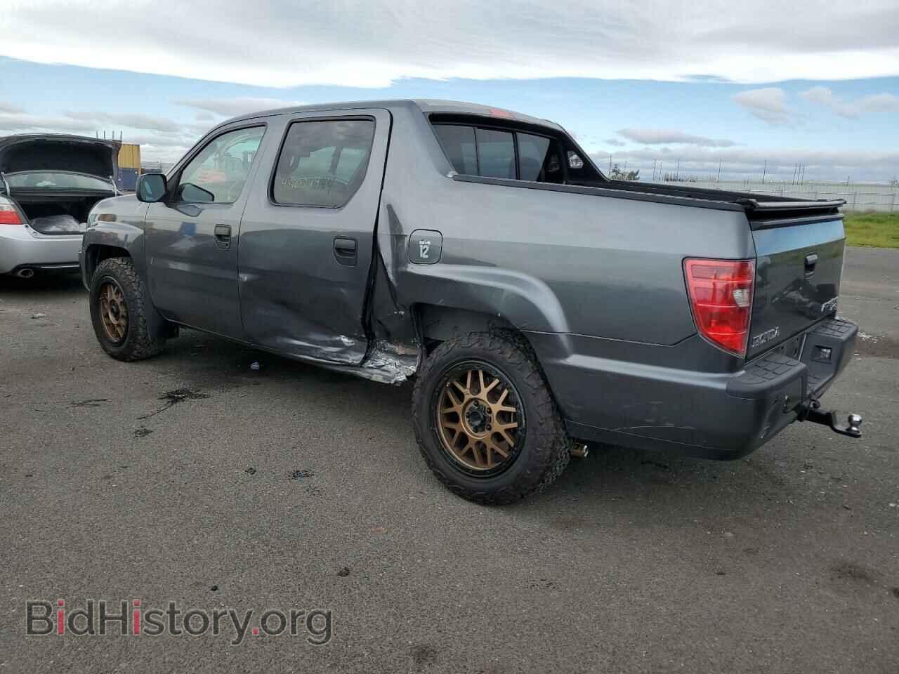 2011 HONDA RIDGELINE - VIN: 5FPYK1F26BB008658 - Фото 2