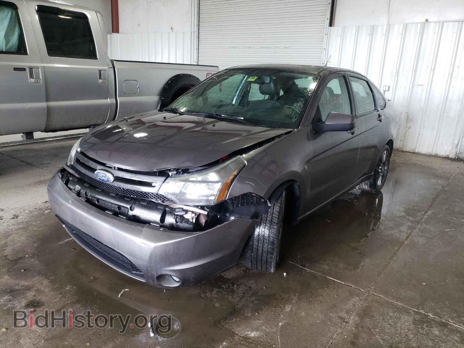 2011 FORD FOCUS - VIN: 1FAHP3GN2BW160422 - Фото 2