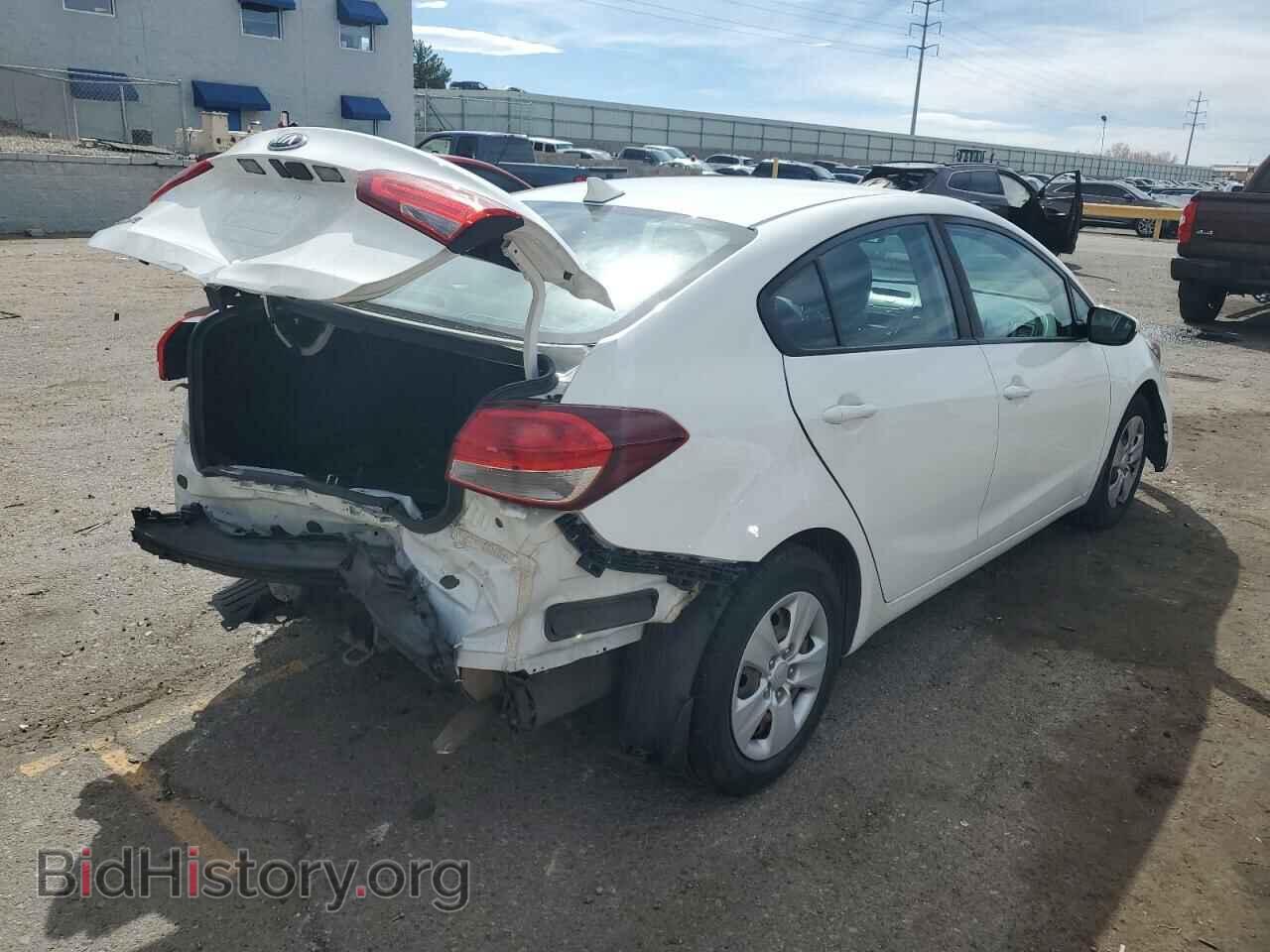 2017 KIA FORTE - VIN: 3KPFK4A7XHE012375 - Фото 3