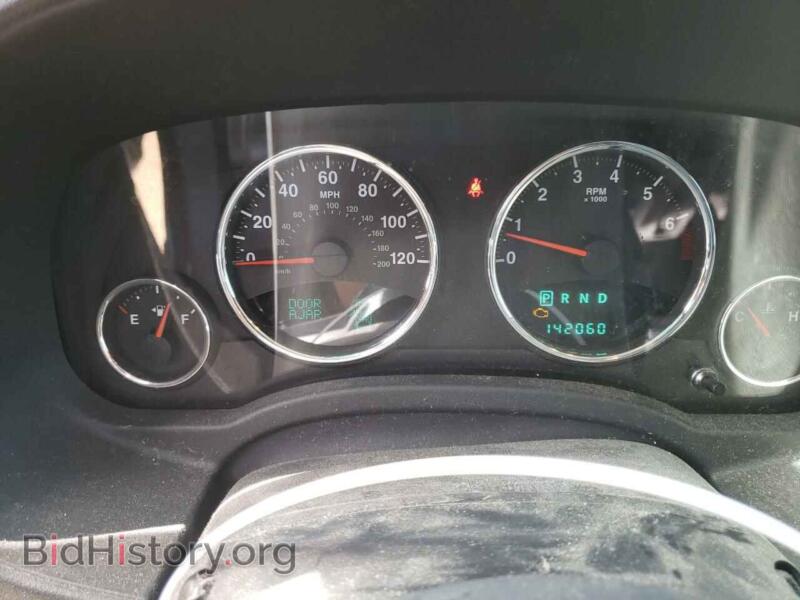 2012 Jeep COMPASS (VIN 1C4NJDCB3CD571809) — photo 9 of 13