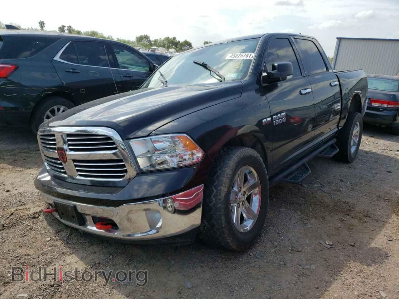 2017 RAM 1500 - VIN: 1C6RR7LT2HS528190 - Photo 2