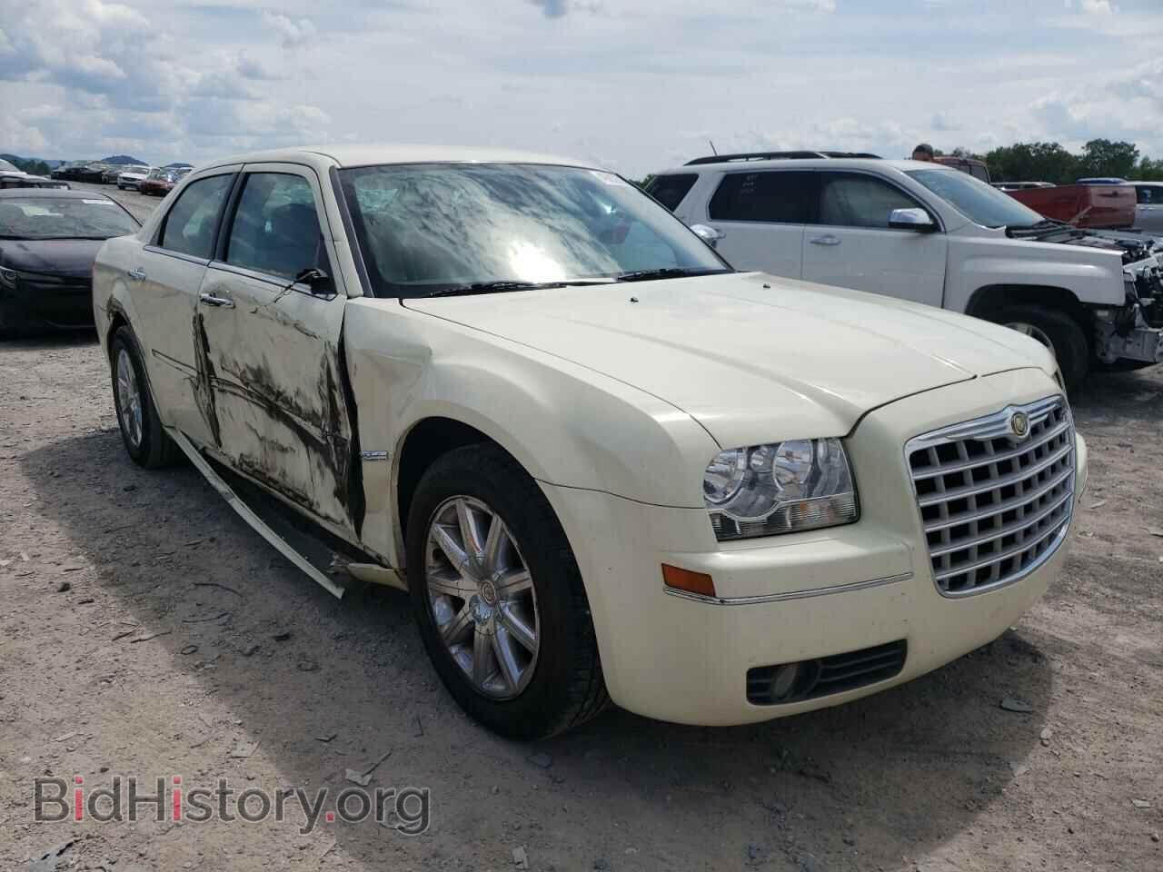 Photo 2C3CA5CV8AH248948 - CHRYSLER 300 2010