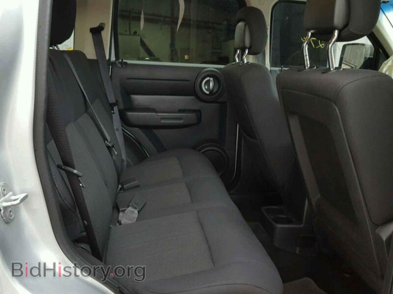 2011 Dodge NITRO (VIN 1D4PT4GK6BW599736) — photo 6 of 10