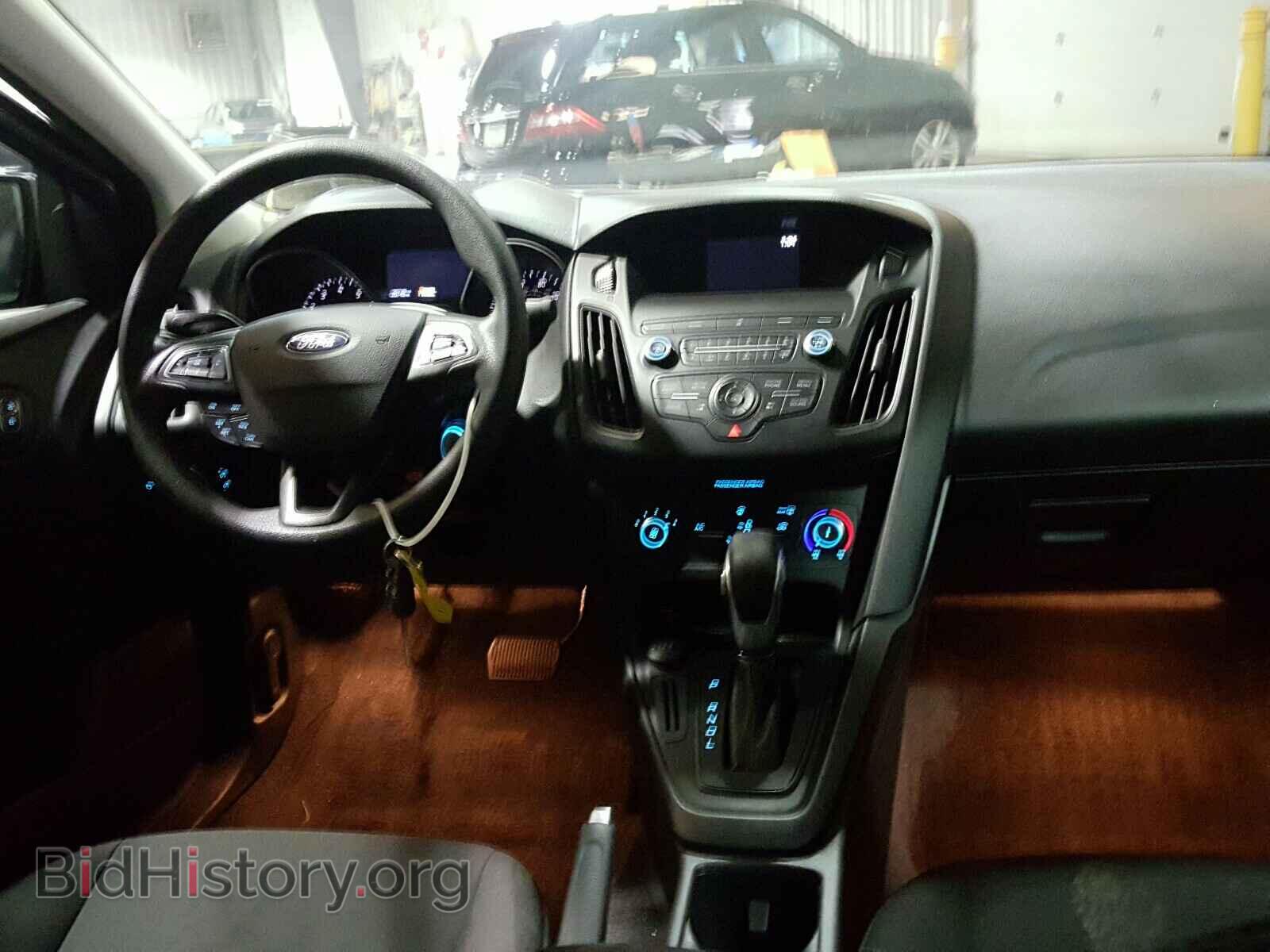 2018 FORD FOCUS - VIN: 1FADP3F29JL285858 - Фото 9