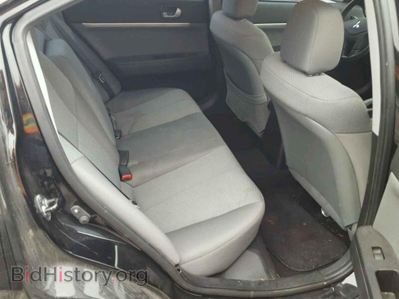 2011 Mitsubishi GALANT (VIN 4A32B2FF2BE004774) — photo 6 of 10