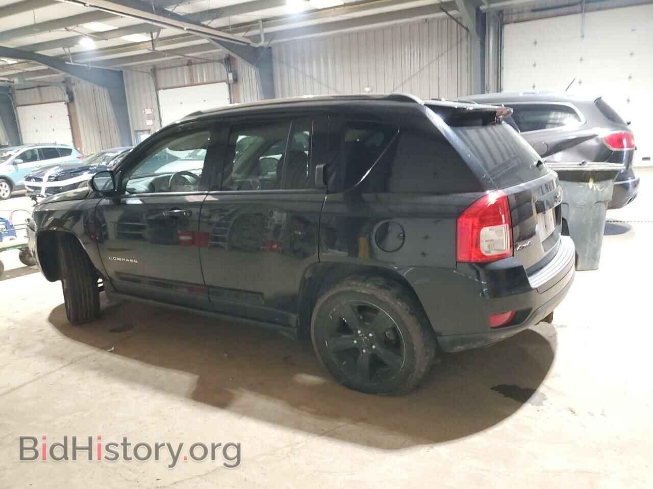 2012 JEEP COMPASS - VIN: 1C4NJDEB5CD589452 - Photo 2