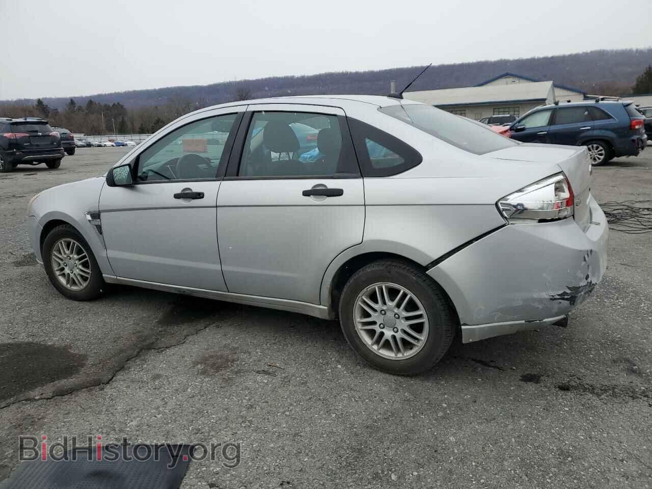 2008 FORD FOCUS - VIN: 1FAHP35N38W211261 - Фото 2