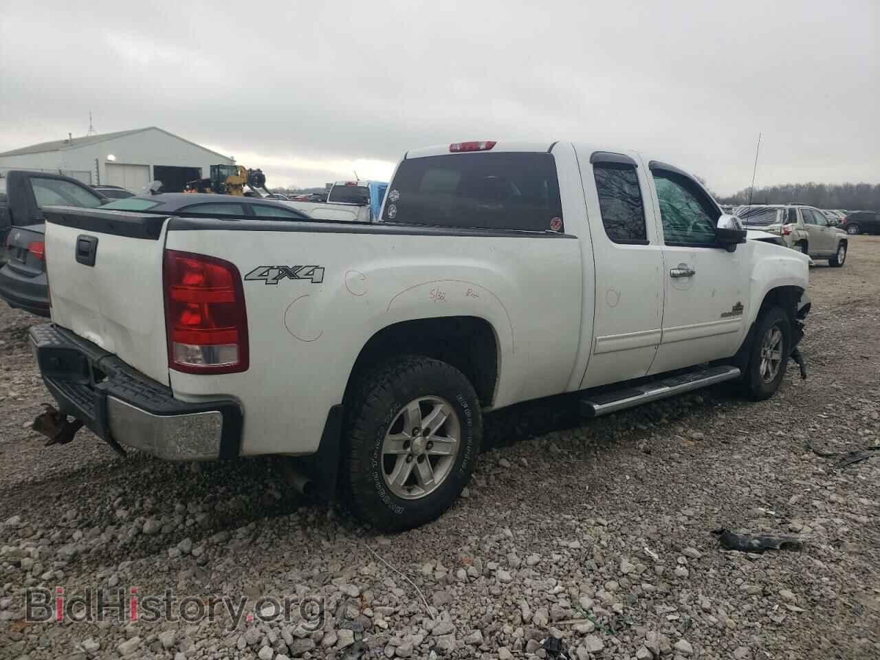 2013 GMC SIERRA - VIN: 1GTR2VE70DZ123268 - Фото 3