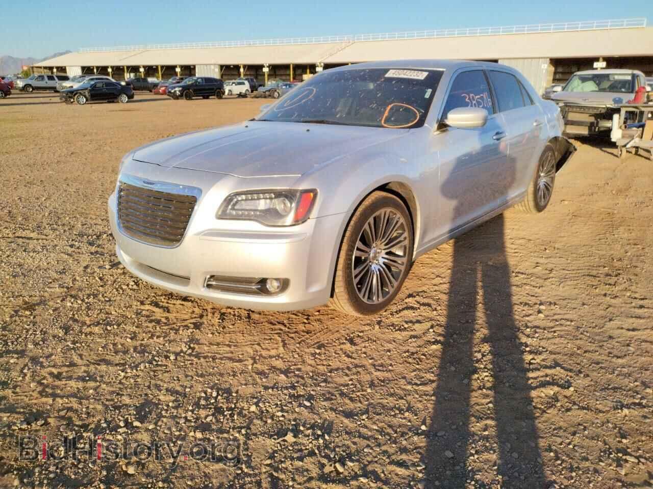 2012 CHRYSLER 300 - VIN: 2C3CCABG5CH161095 - Фото 2