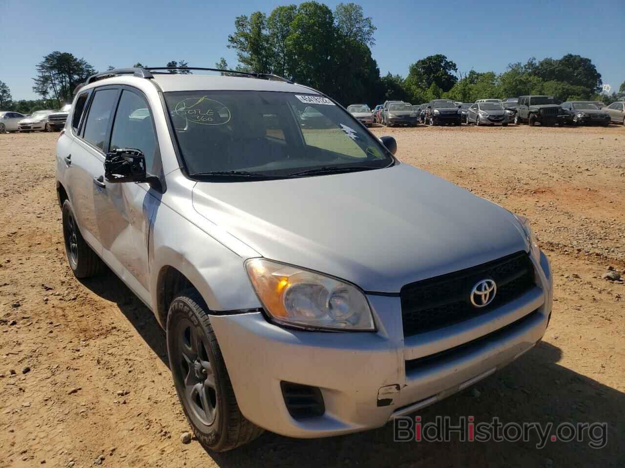 Photo 2T3BF4DV6BW144624 - TOYOTA RAV4 2011