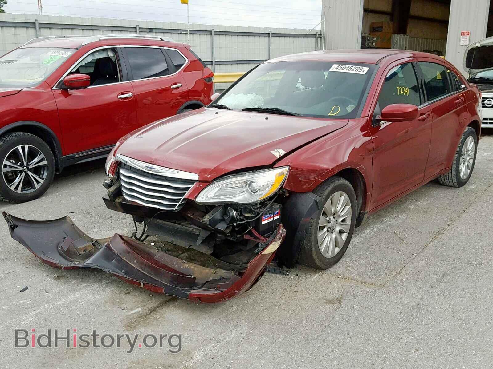 2014 CHRYSLER 200 - VIN: 1C3CCBAB5EN122352 - Фото 2