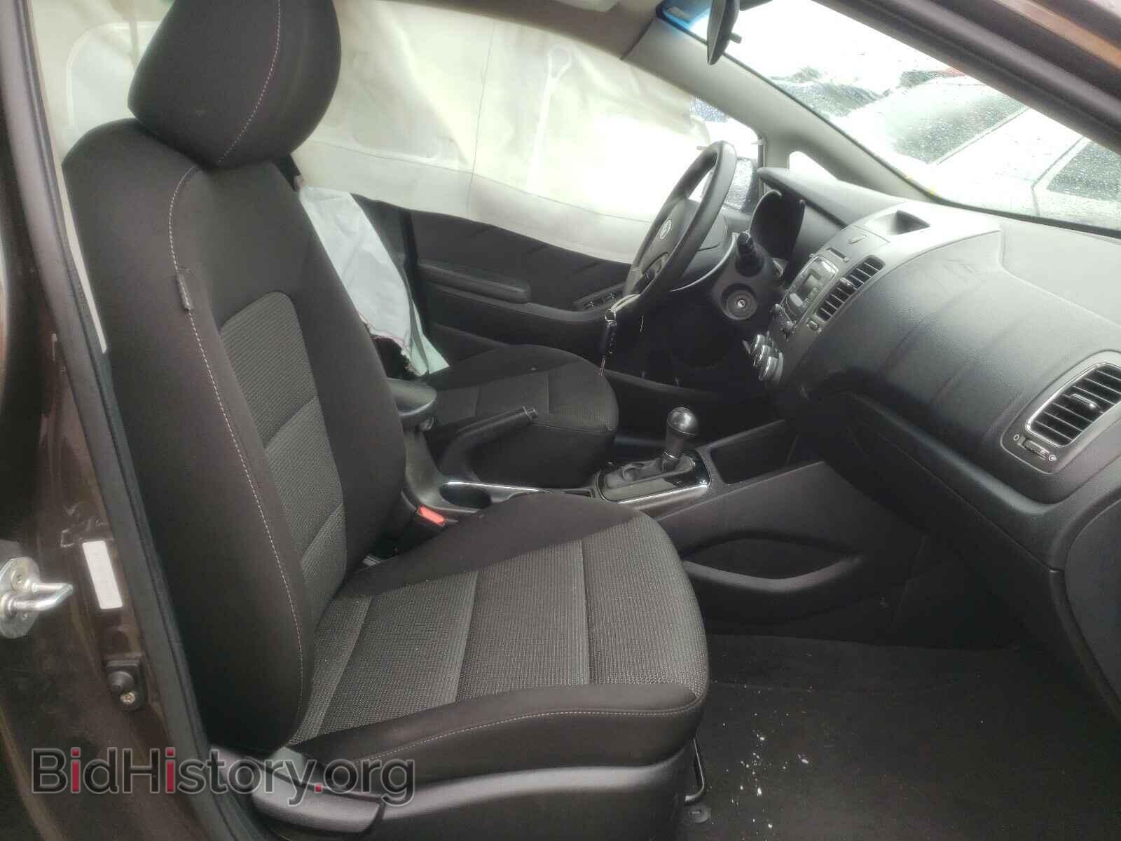 2017 KIA FORTE - VIN: 3KPFK4A77HE149791 - Photo 5