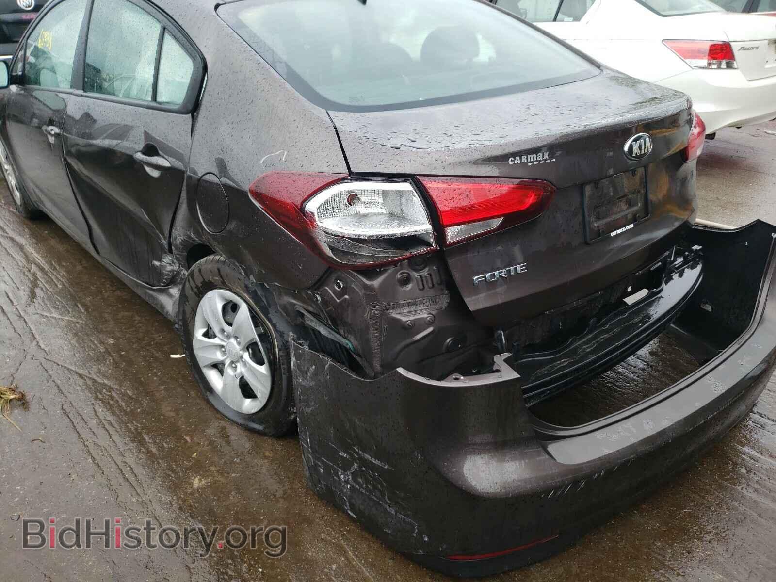 2017 KIA FORTE - VIN: 3KPFK4A77HE149791 - Photo 9