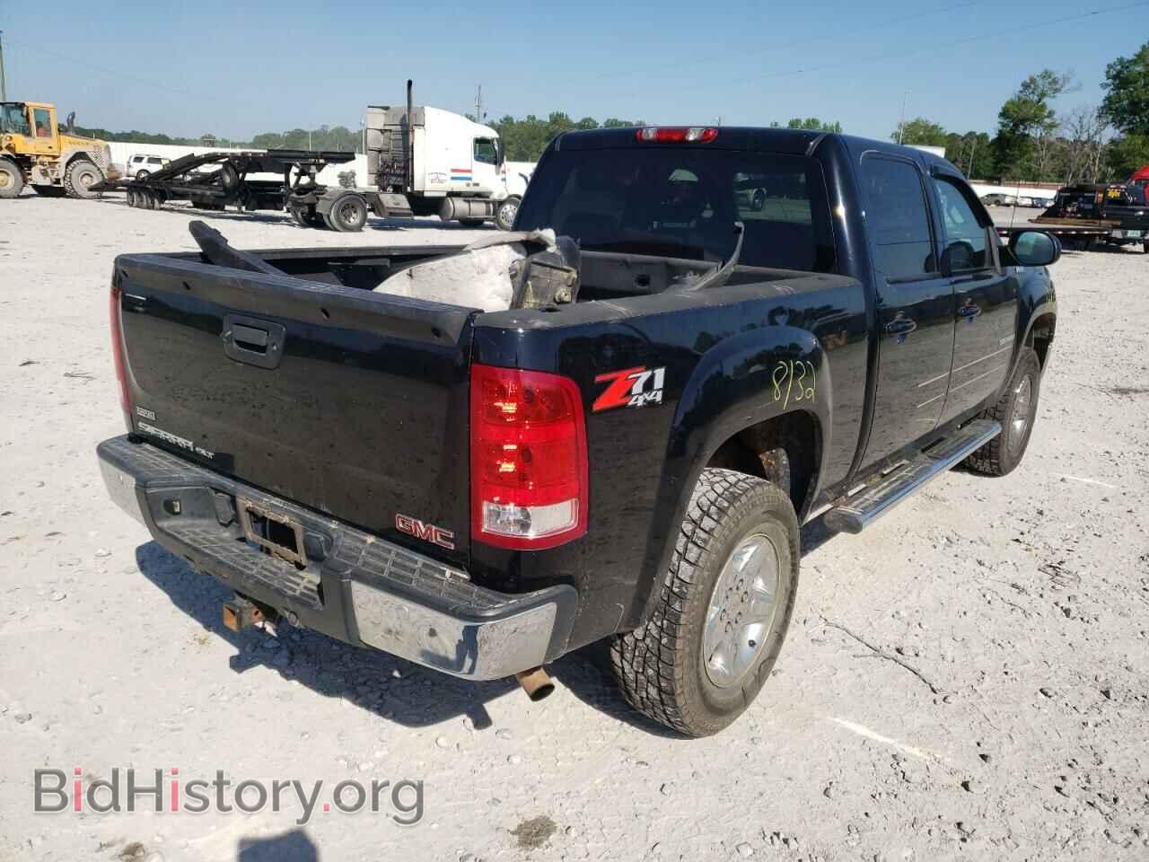 2010 GMC SIERRA - VIN: 3GTRKWE37AG123623 - Фото 4