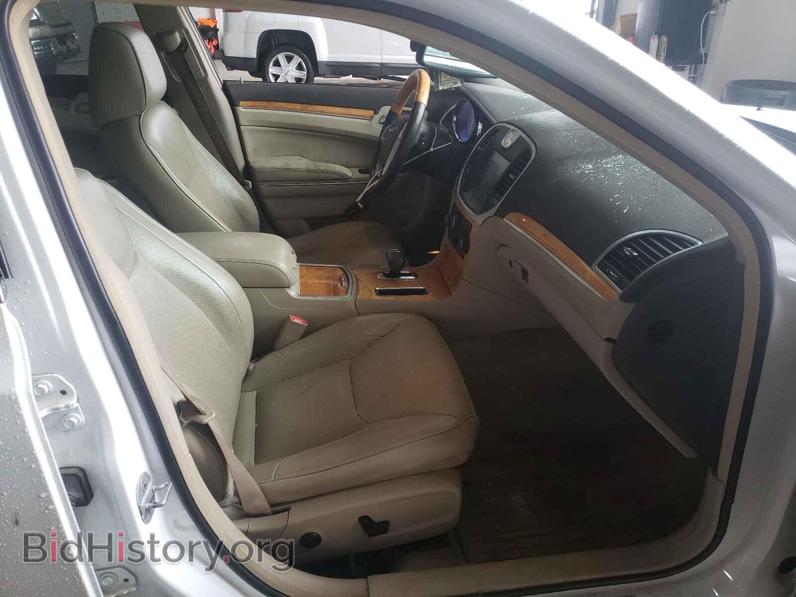 2012 CHRYSLER 300 - VIN: 2C3CCAHG2CH183482 - Фото 5
