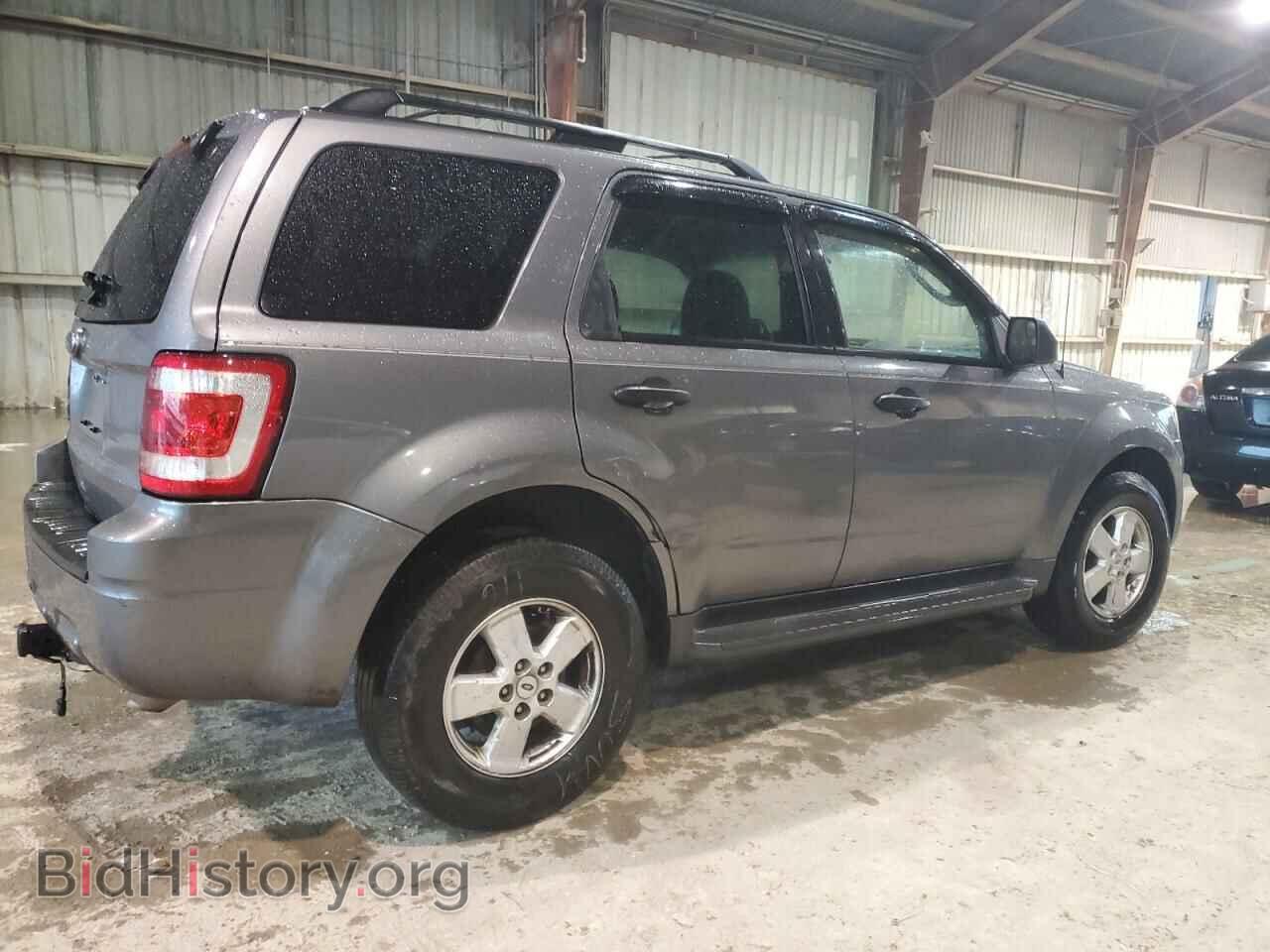 2010 FORD ESCAPE - VIN: 1FMCU0D75AKD42652 - Фото 3