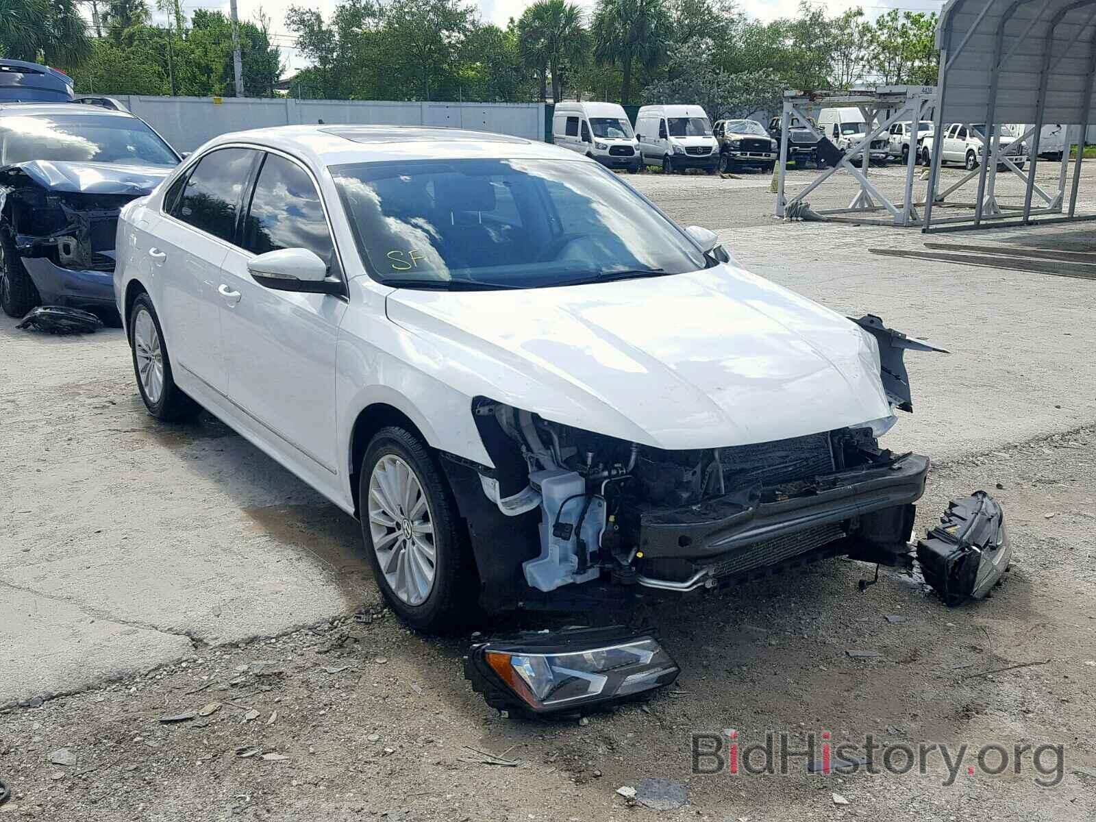 Photo 1VWBS7A31GC036984 - VOLKSWAGEN PASSAT 2016