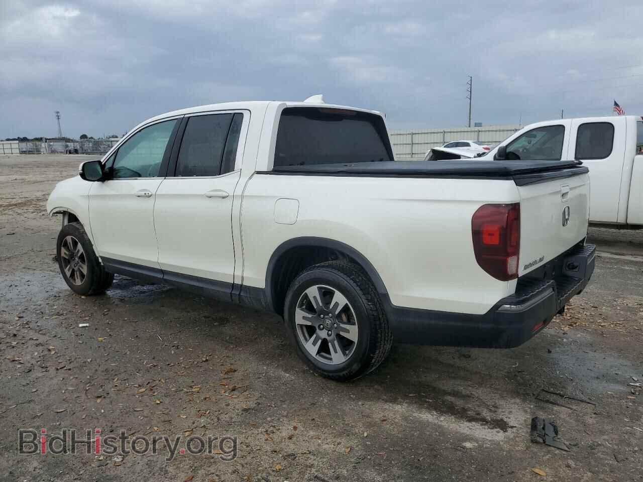 2017 HONDA RIDGELINE - VIN: 5FPYK2F69HB007196 - Фото 2