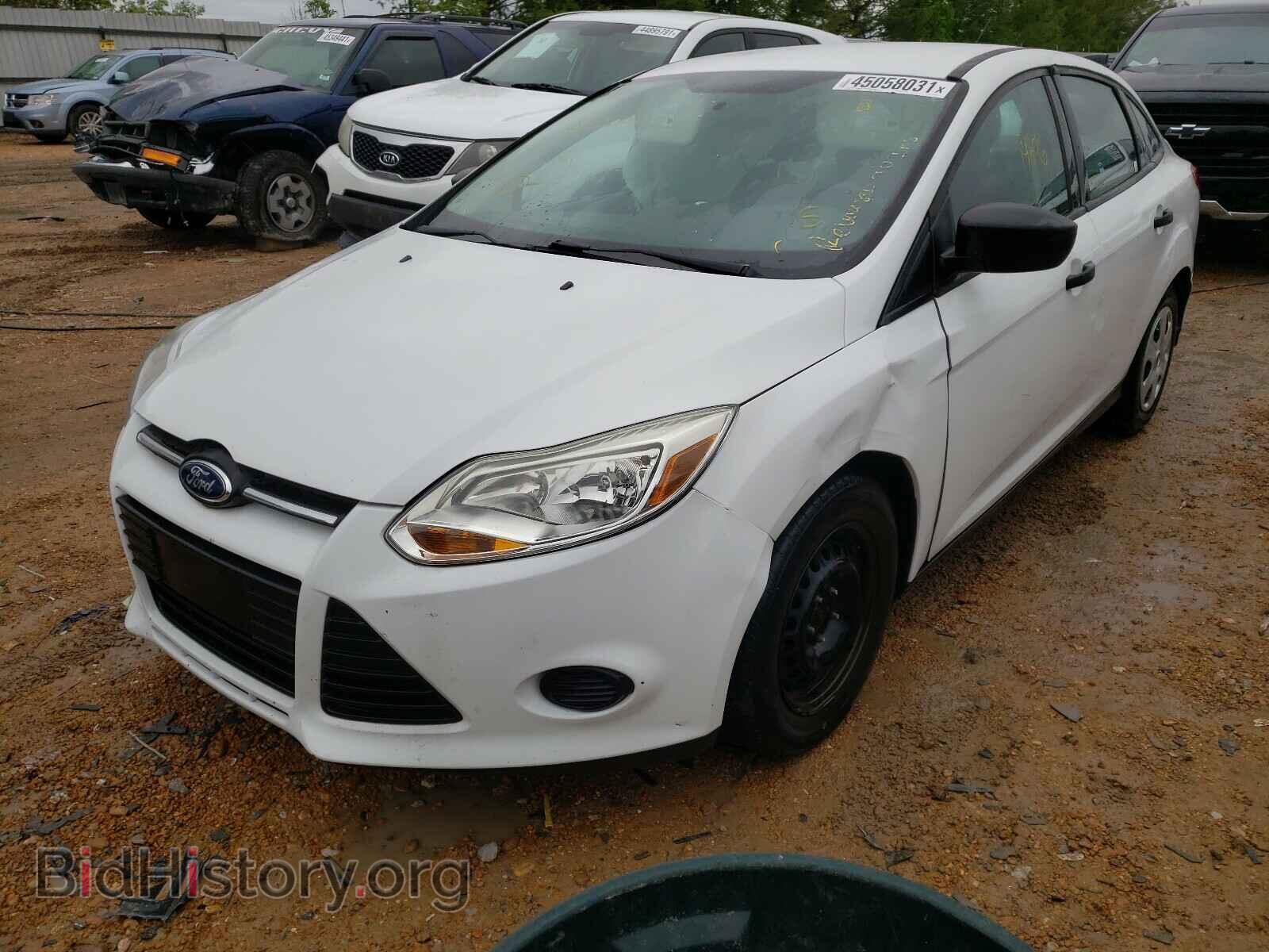 2014 FORD FOCUS - VIN: 1FADP3E24EL176019 - Photo 2
