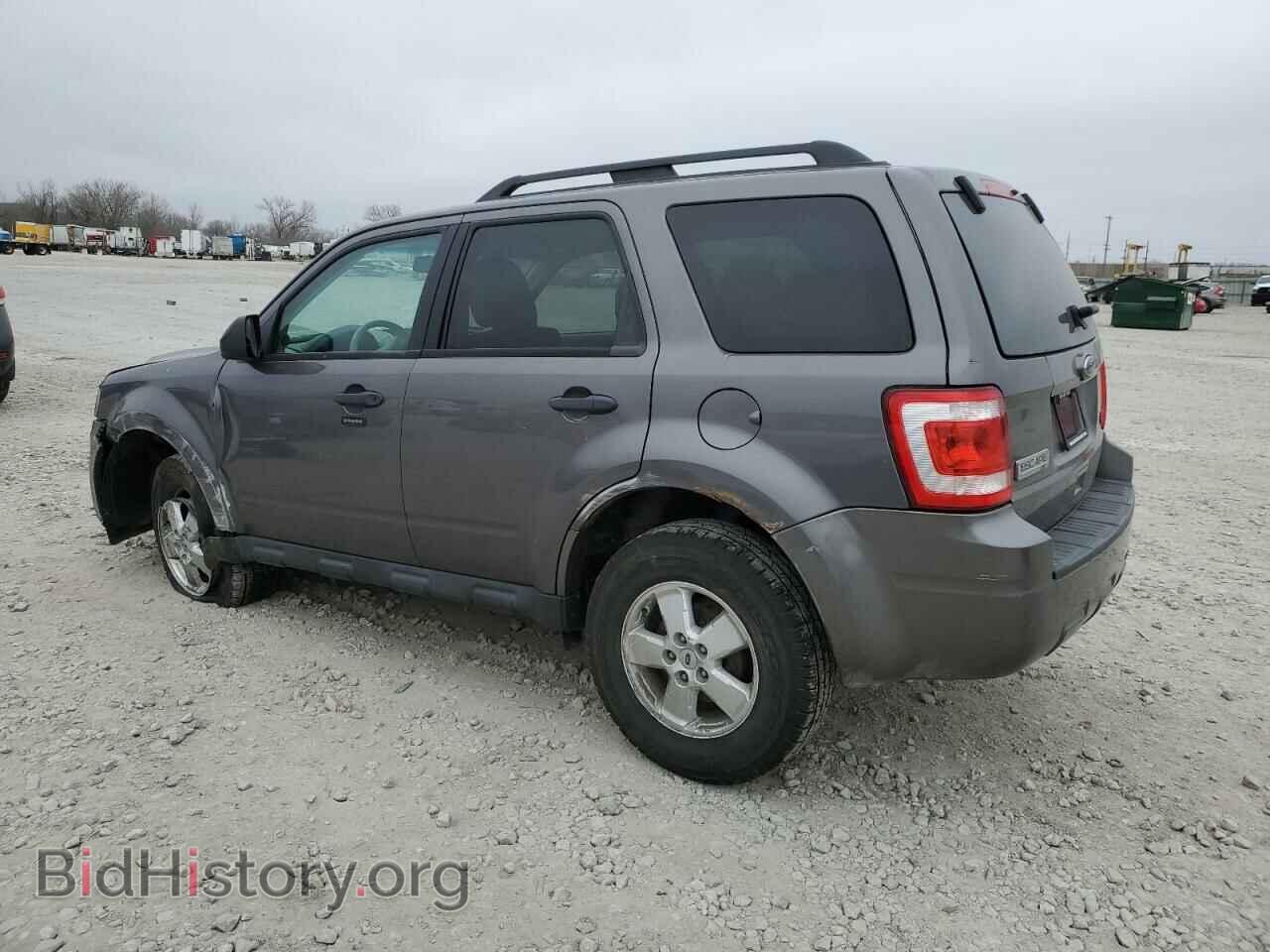 2011 FORD ESCAPE - VIN: 1FMCU9D77BKA68280 - Photo 2