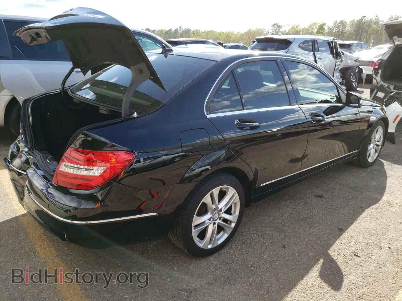 2013 MERCEDES-BENZ C-CLASS - VIN: WDDGF4HB7DF970656 - Фото 3