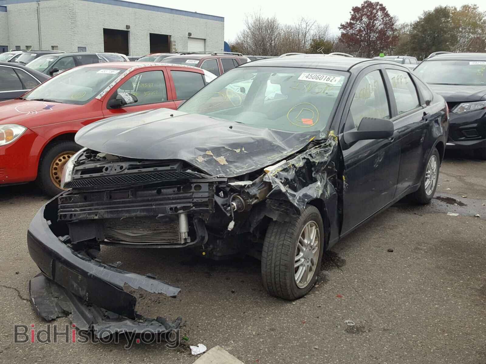 2008 FORD FOCUS - VIN: 1FAHP35NX8W230308 - Photo 2