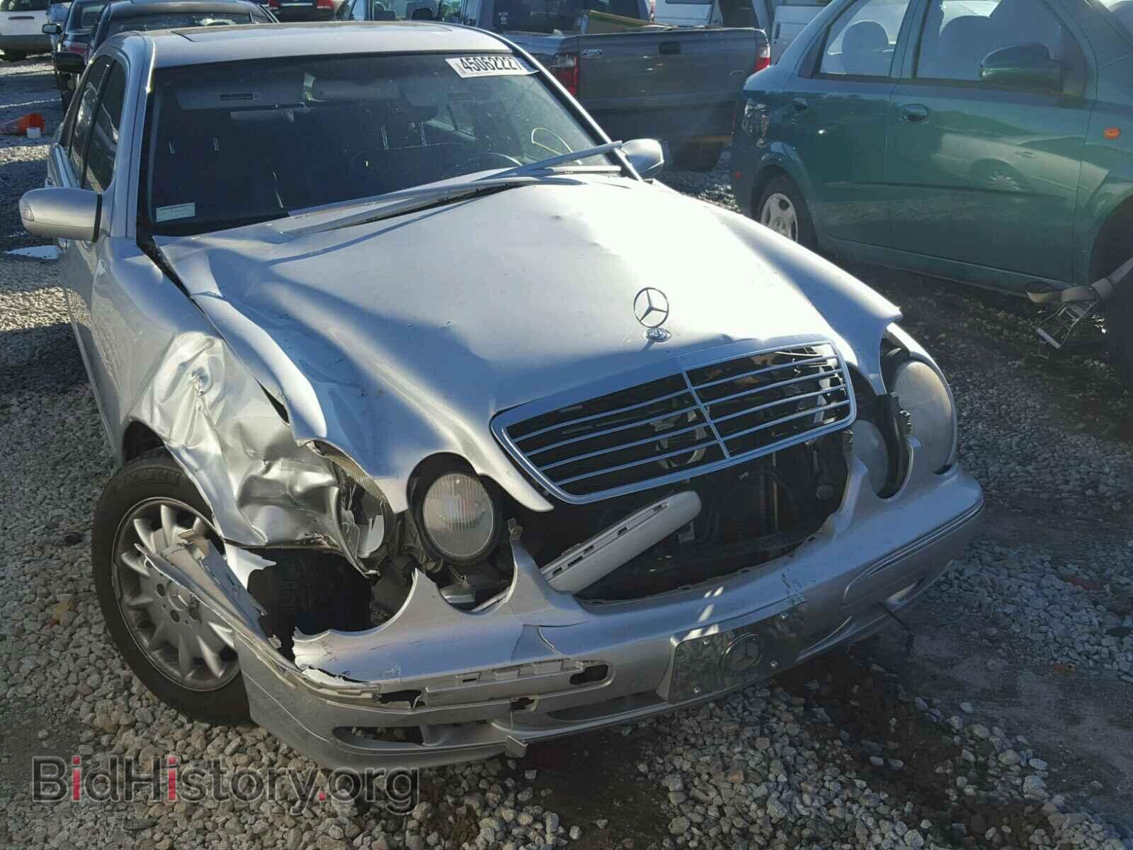 Photo WDBJF65J71B253568 - MERCEDES-BENZ E 320 2001