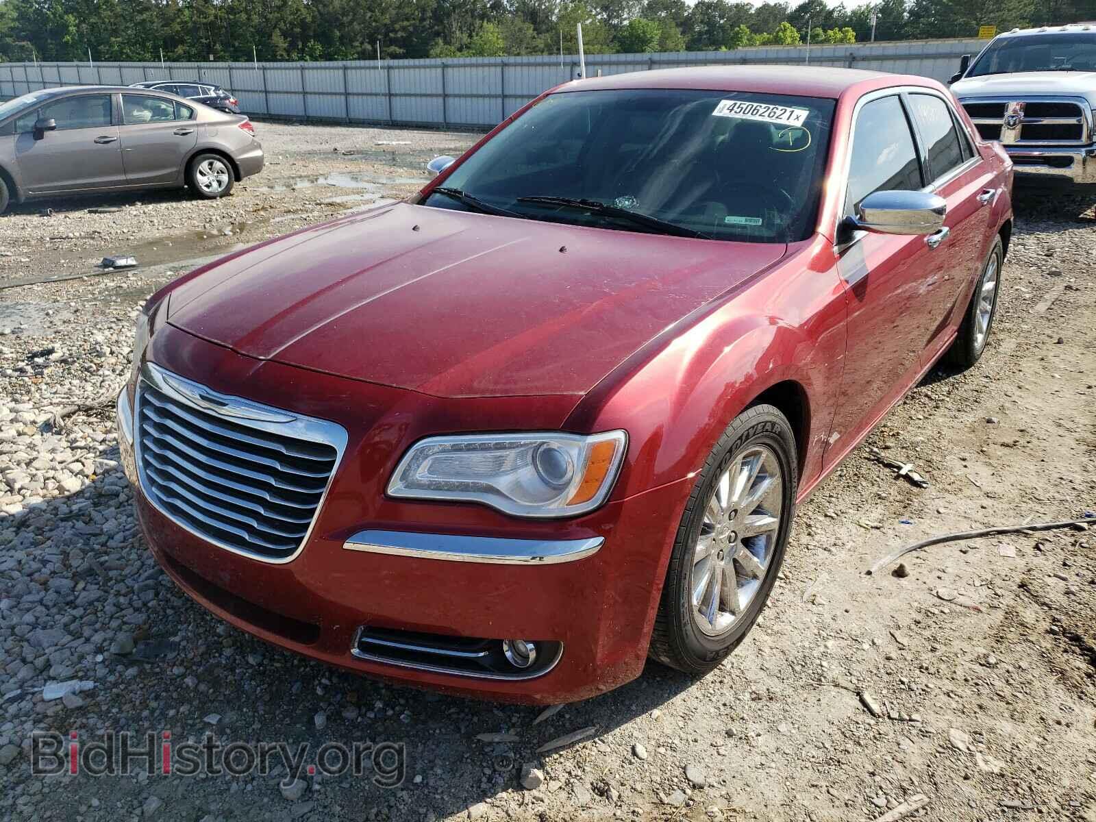 2012 CHRYSLER 300 - VIN: 2C3CCACG4CH243060 - Фото 2