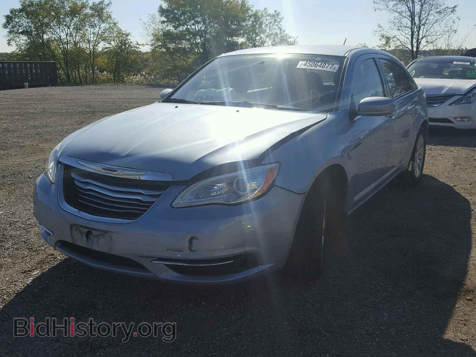 2013 CHRYSLER 200 - VIN: 1C3CCBBB2DN736479 - Фото 2