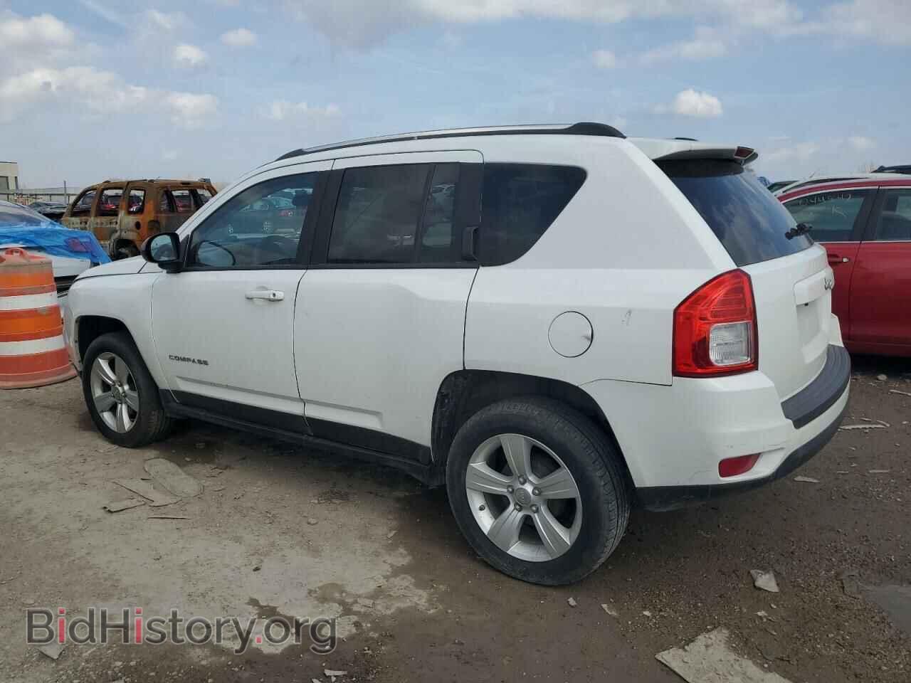 2012 JEEP COMPASS - VIN: 1C4NJCBA9CD724888 - Фото 2